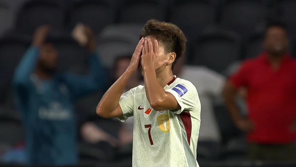 开云首页登录-无视2点球+进球被吹！中国女足连遭“争议吹罚”，王霜惊艳世界波